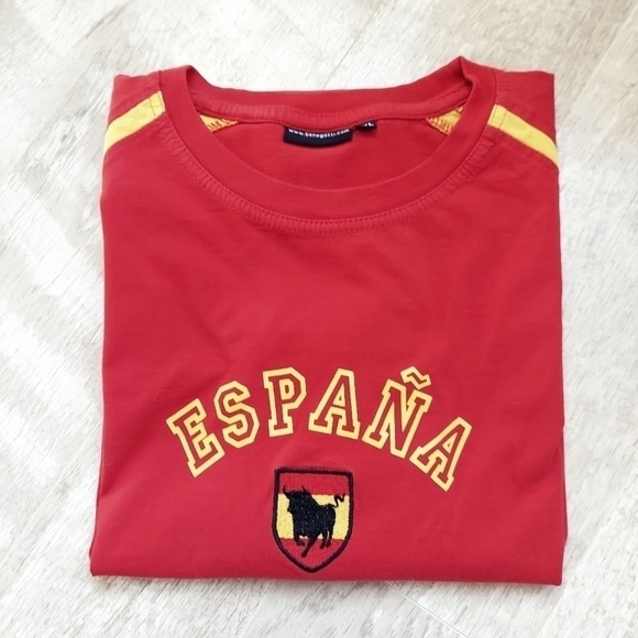 Men's Tee - Picture 4 of 6